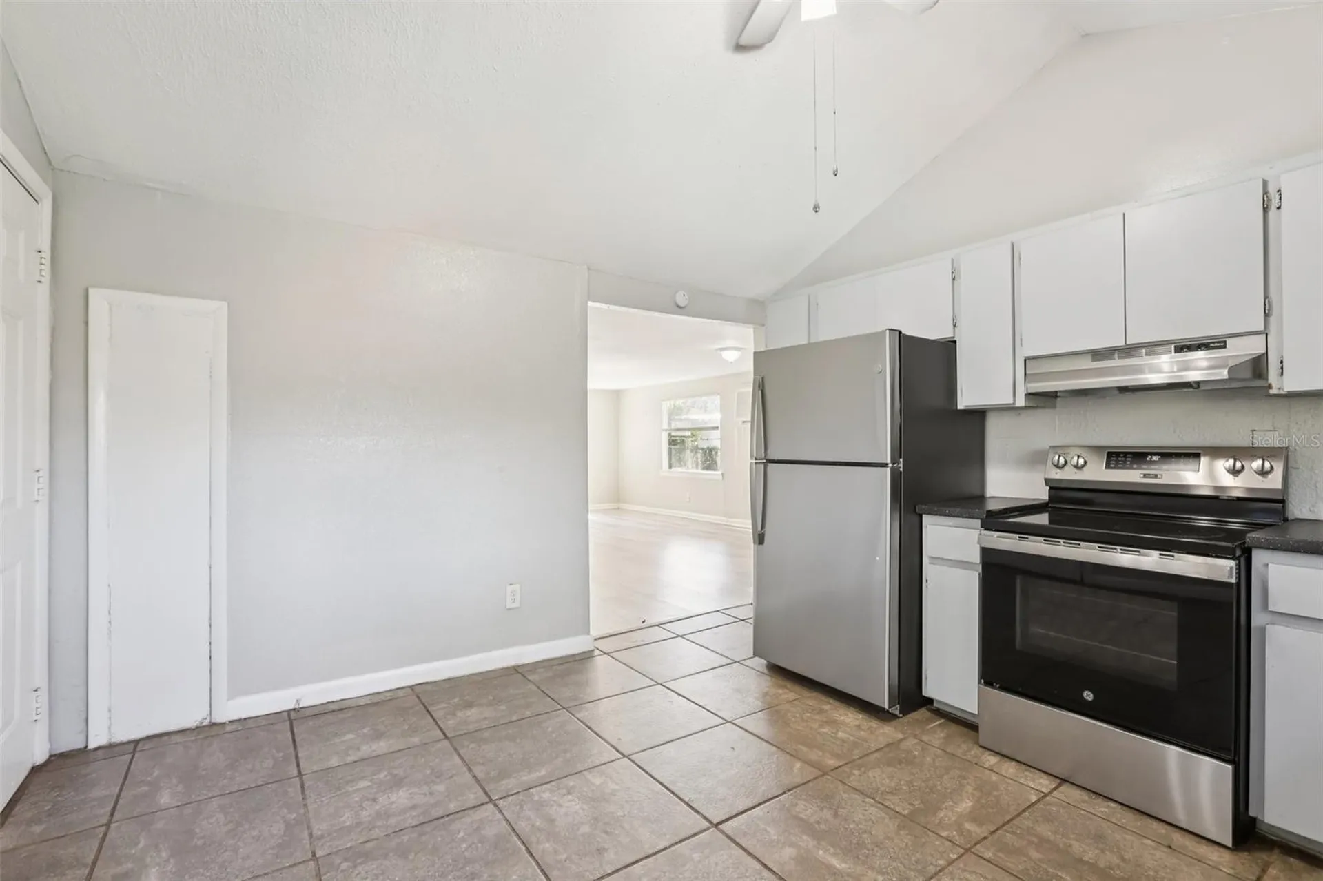 2010 E Yukon Street Tampa FL 33604