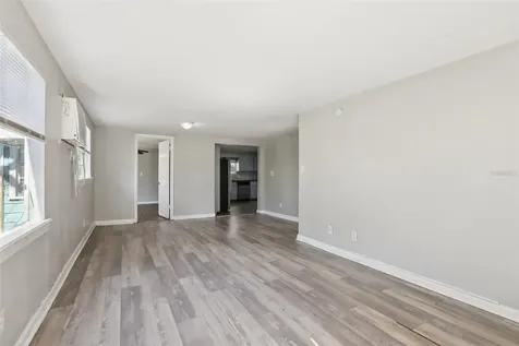 2010 E Yukon Street Tampa FL 33604