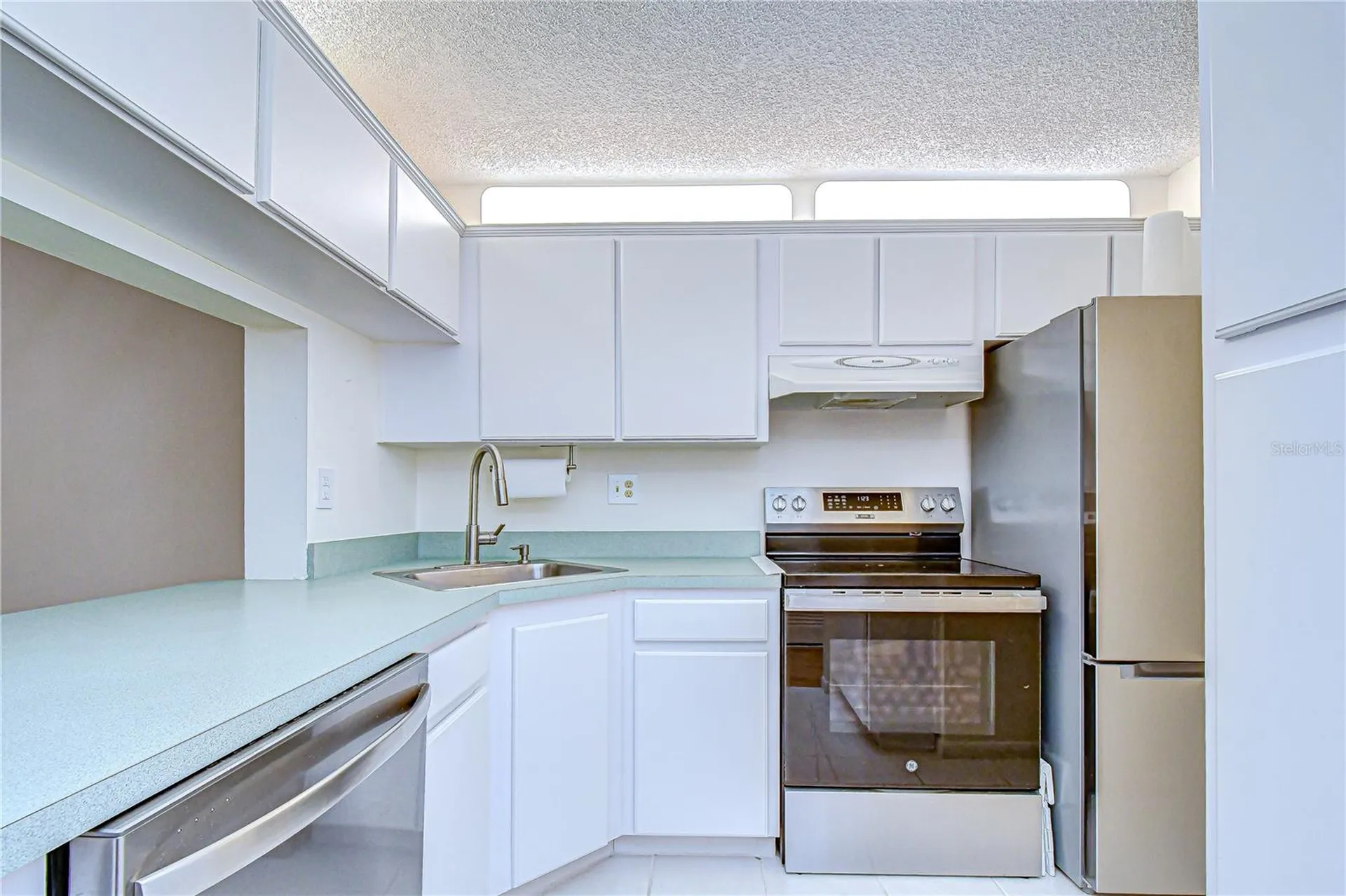 3161 Lake Pine Way S Tarpon Springs FL 34688