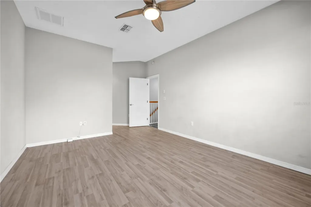 5123 Shorewood Drive Dade City FL 33523