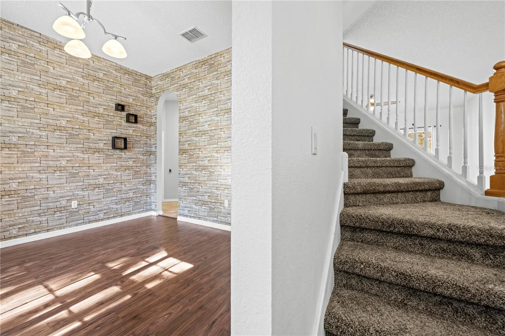 5123 Shorewood Drive Dade City FL 33523