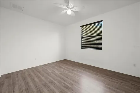 5123 Shorewood Drive Dade City FL 33523