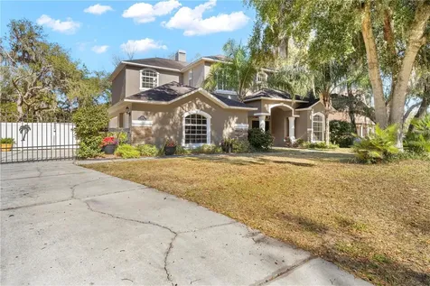 5123 Shorewood Drive Dade City FL 33523