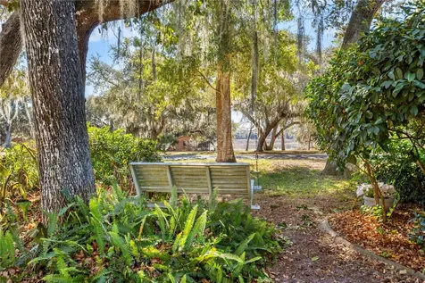 5123 Shorewood Drive Dade City FL 33523