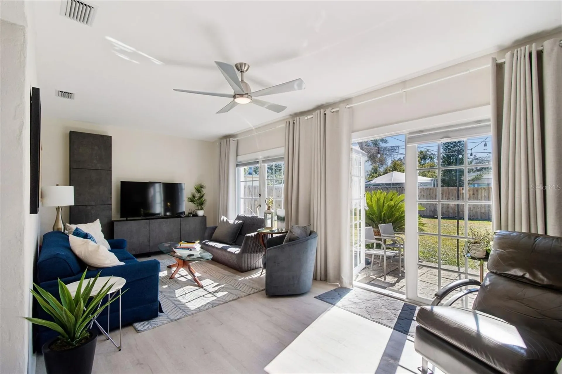 2000 Serpentine Circle S St Petersburg FL 33712