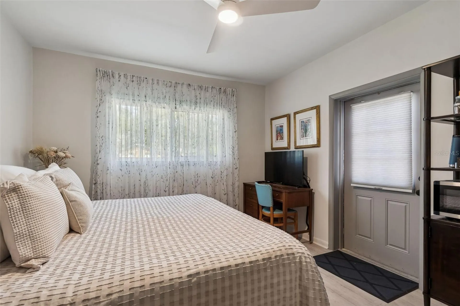 2000 Serpentine Circle S St Petersburg FL 33712