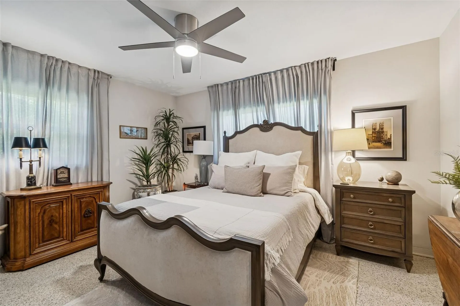 2000 Serpentine Circle S St Petersburg FL 33712