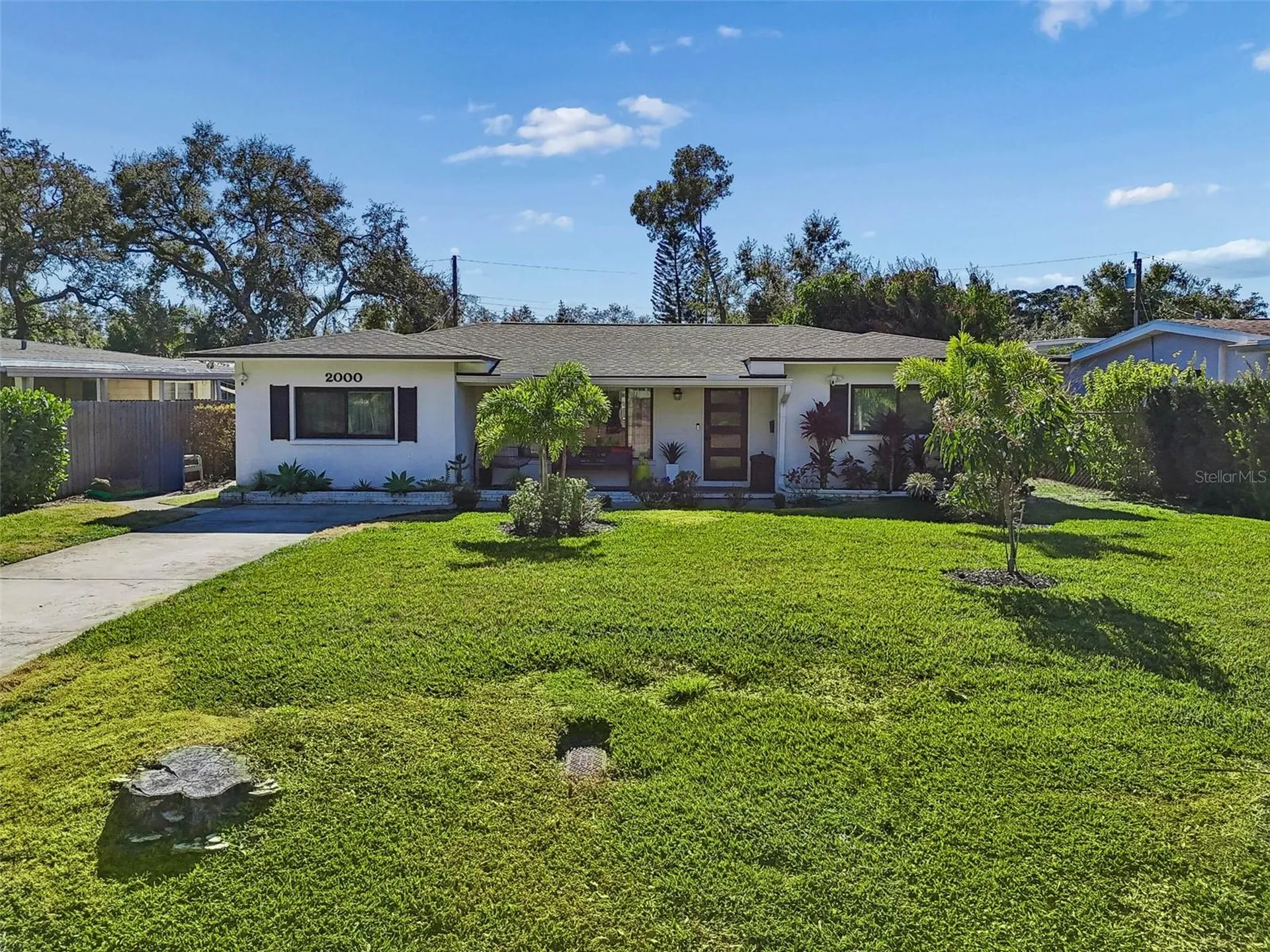 2000 Serpentine Circle S St Petersburg FL 33712