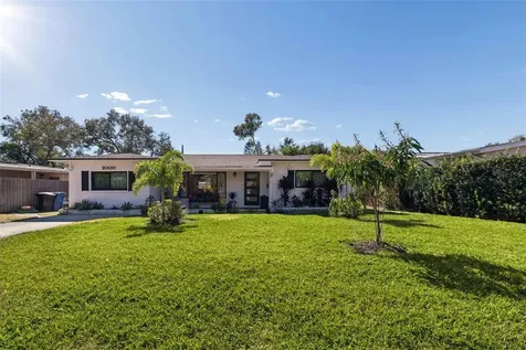 2000 Serpentine Circle S St Petersburg FL 33712
