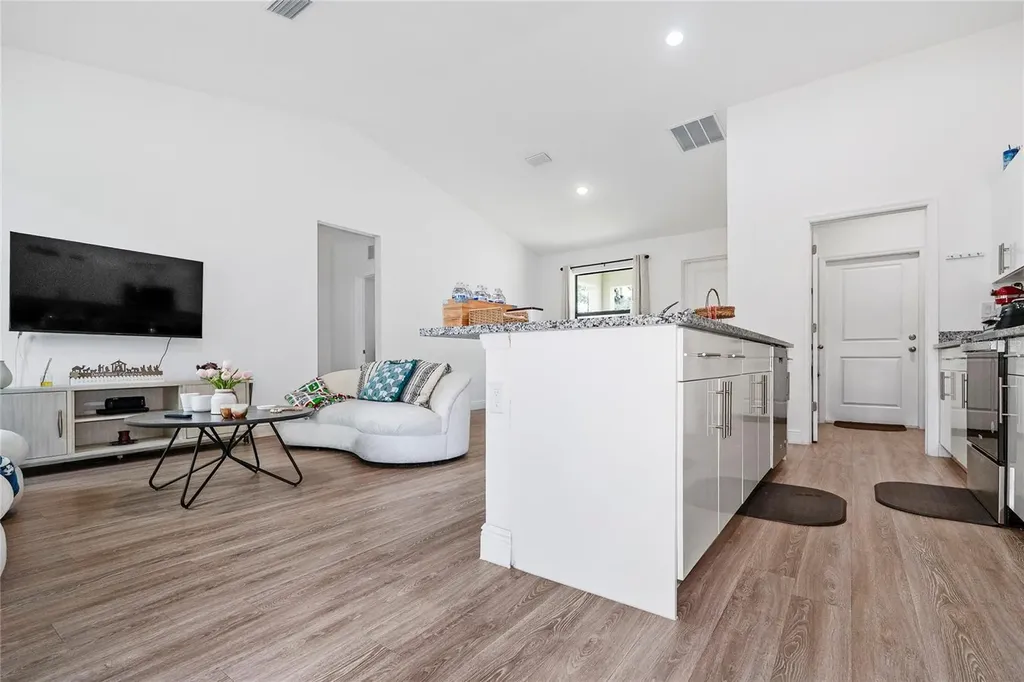 8031 Sandy Circle Labelle FL 33935