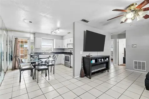230 Roosevelt Square Oviedo FL 32765