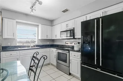 230 Roosevelt Square Oviedo FL 32765