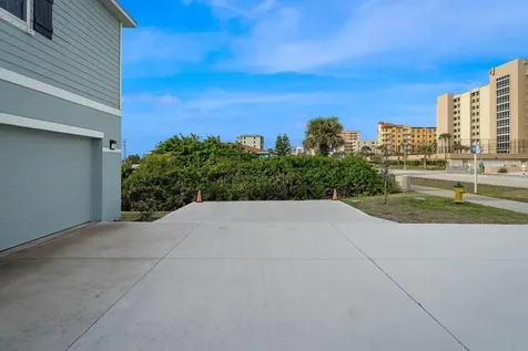 3828 S Atlantic Avenue Daytona Beach Shores FL 32118