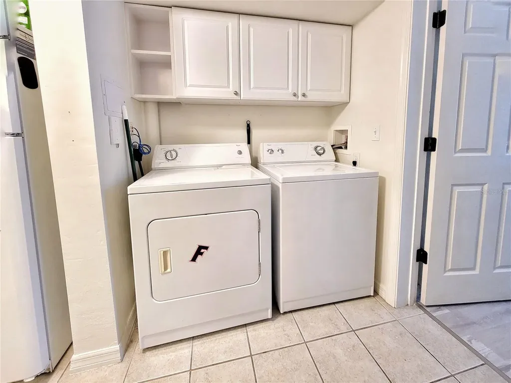 1220 SW 1st Avenue Gainesville FL 32601