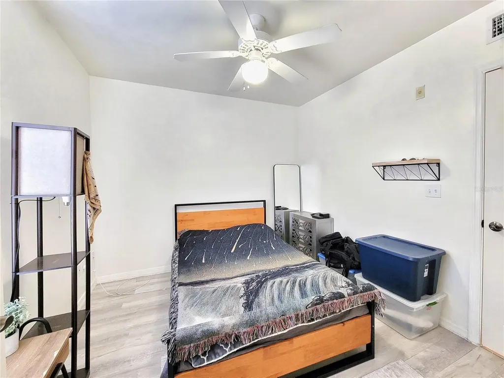 1220 SW 1st Avenue Gainesville FL 32601