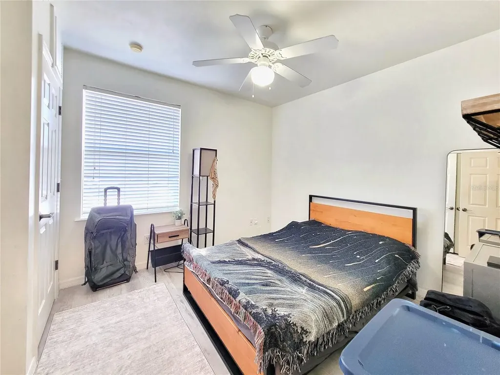 1220 SW 1st Avenue Gainesville FL 32601