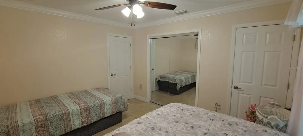 3964 22nd Avenue N St Petersburg FL 33713