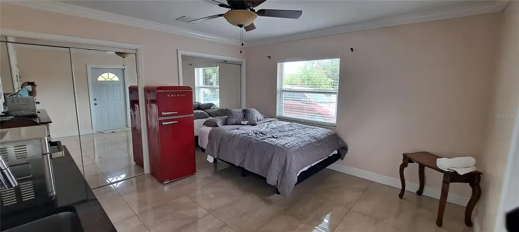 3964 22nd Avenue N St Petersburg FL 33713