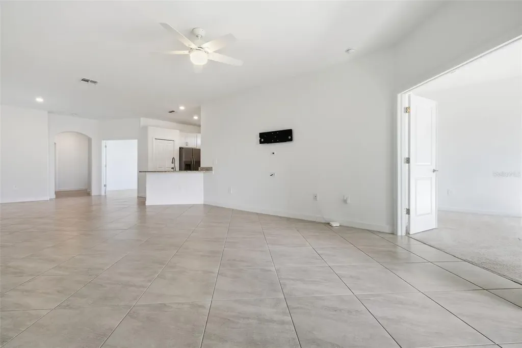 15942 Clear Skies Place Bradenton FL 34211