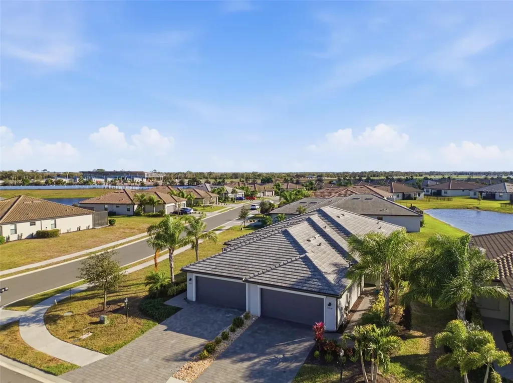 15942 Clear Skies Place Bradenton FL 34211