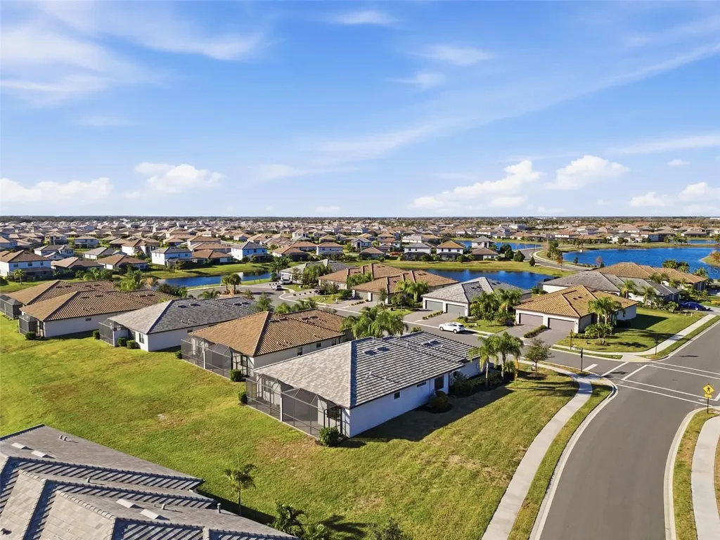 15942 Clear Skies Place Bradenton FL 34211