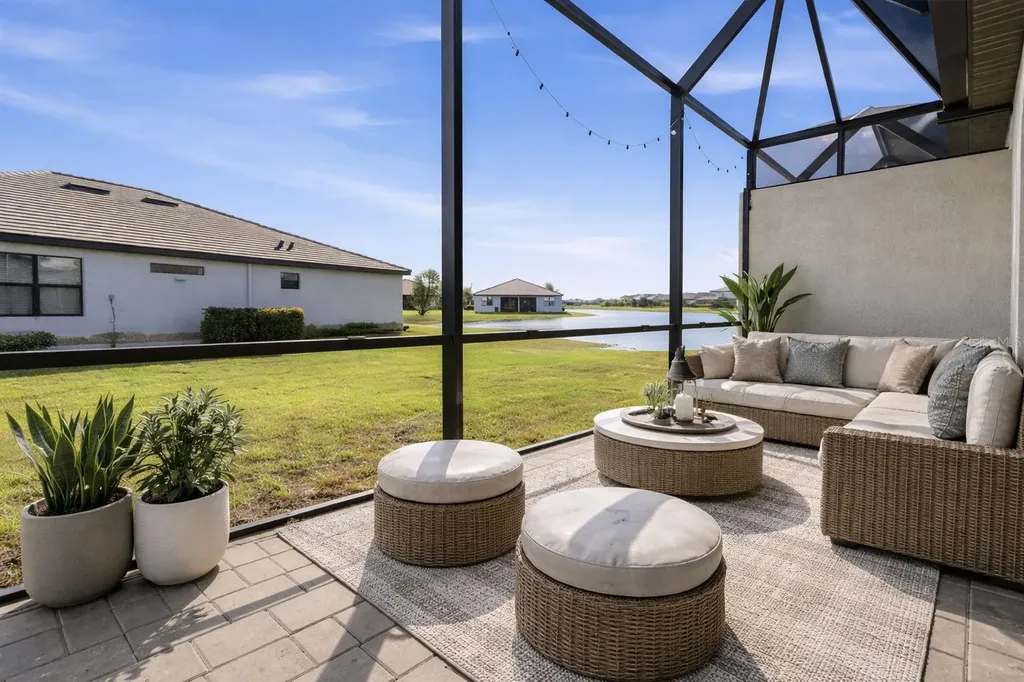 15942 Clear Skies Place Bradenton FL 34211