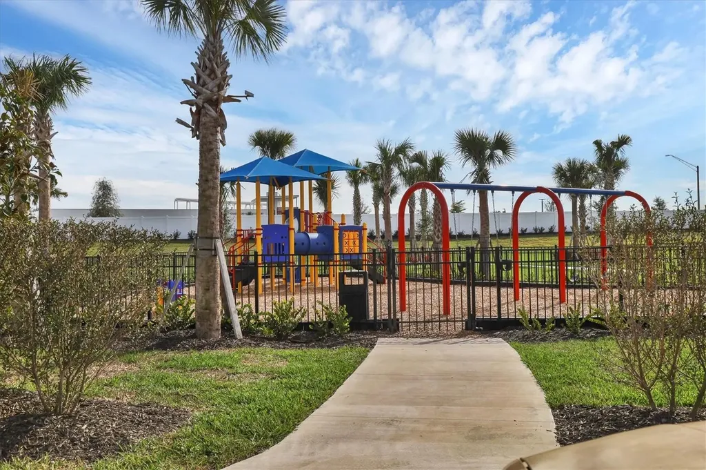 15942 Clear Skies Place Bradenton FL 34211