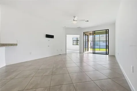 15942 Clear Skies Place Bradenton FL 34211