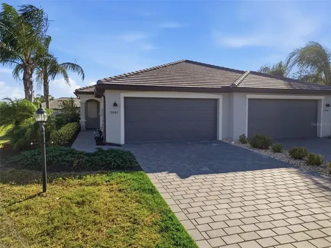 15942 Clear Skies Place Bradenton FL 34211