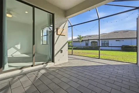 15942 Clear Skies Place Bradenton FL 34211