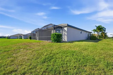 15942 Clear Skies Place Bradenton FL 34211