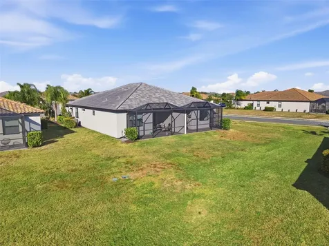 15942 Clear Skies Place Bradenton FL 34211