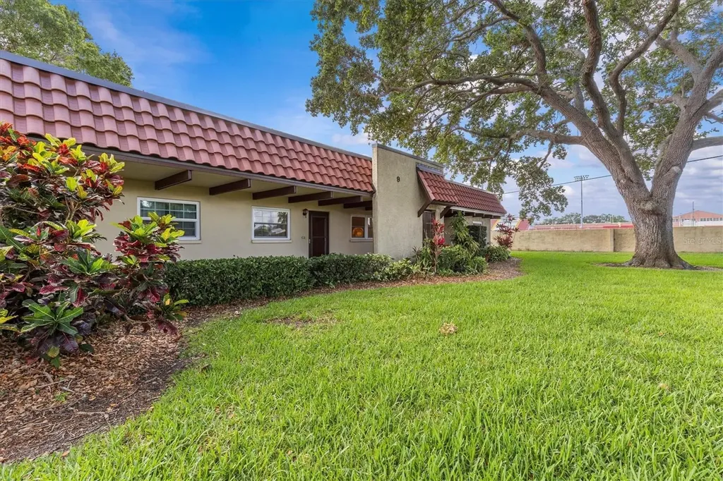 1701 Pinehurst Road Dunedin FL 34698