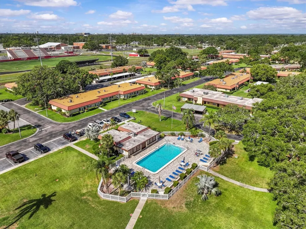 1701 Pinehurst Road Dunedin FL 34698