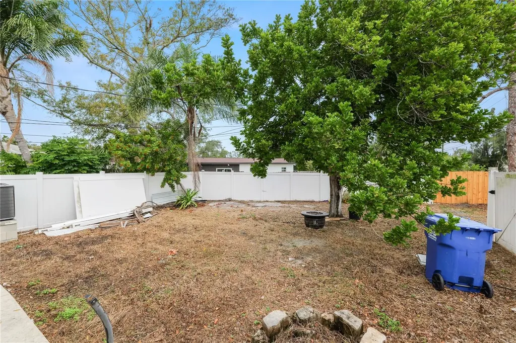 8100 Overlook Place NE St Petersburg FL 33702