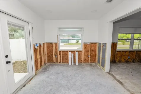 8100 Overlook Place NE St Petersburg FL 33702
