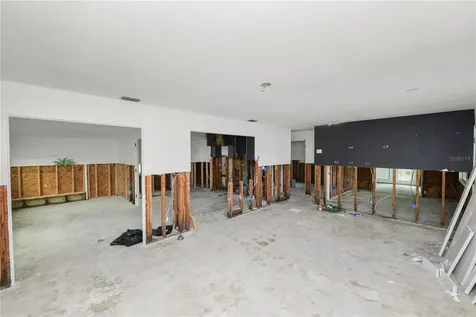 8100 Overlook Place NE St Petersburg FL 33702