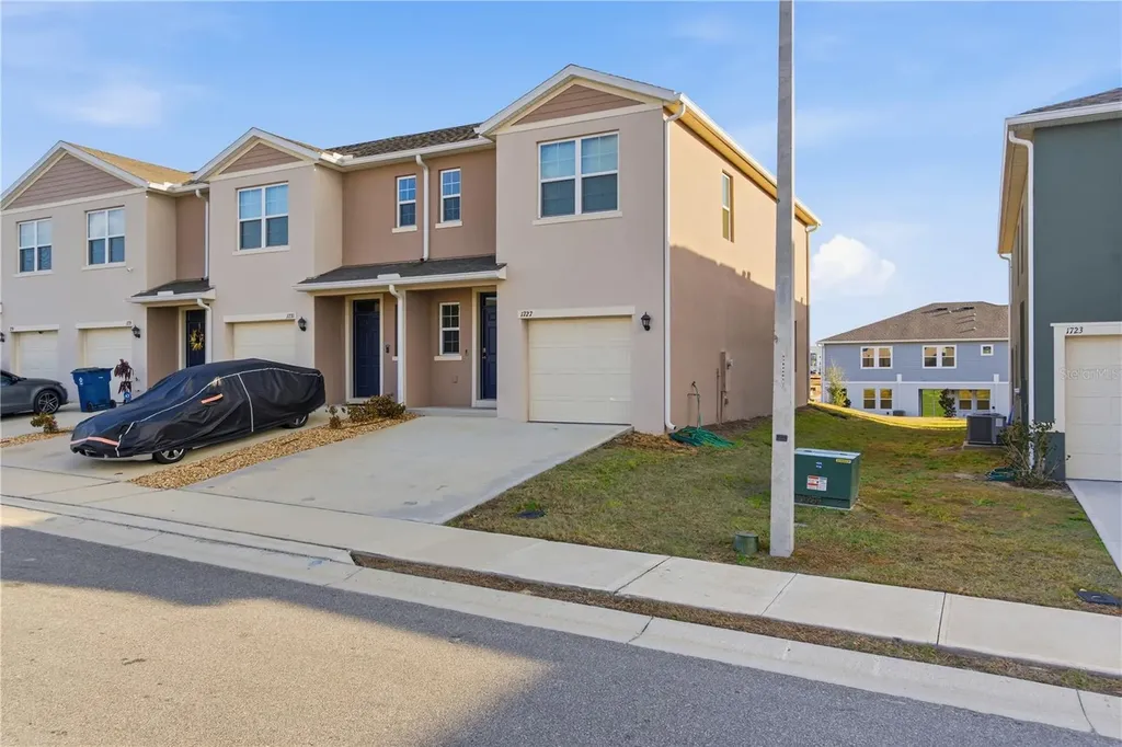 1727 Wooden Street Davenport FL 33837