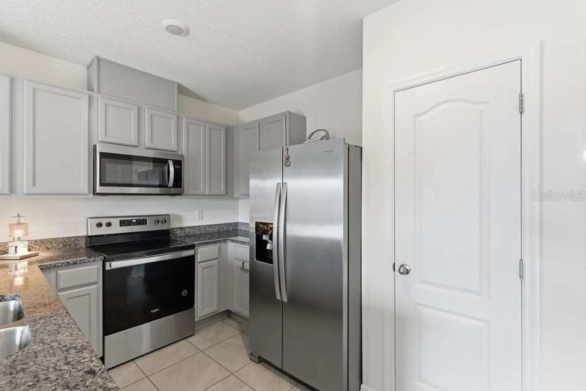 1727 Wooden Street Davenport FL 33837