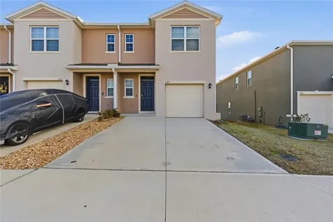 1727 Wooden Street Davenport FL 33837