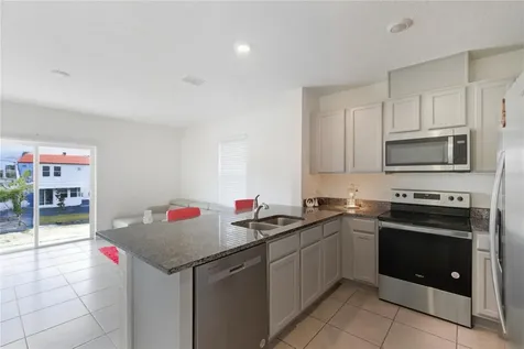 1727 Wooden Street Davenport FL 33837