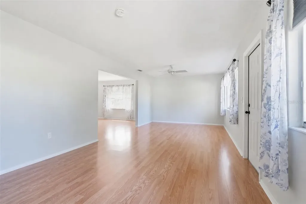 1141 Merle Way Sarasota FL 34232