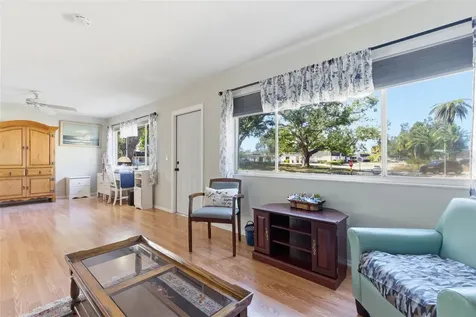 1141 Merle Way Sarasota FL 34232