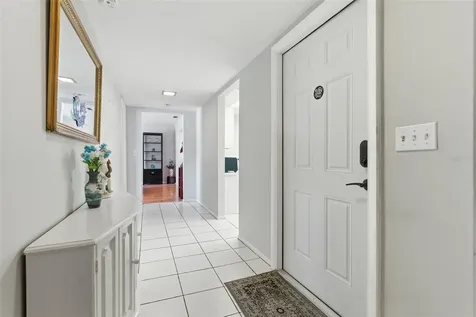 1141 Merle Way Sarasota FL 34232