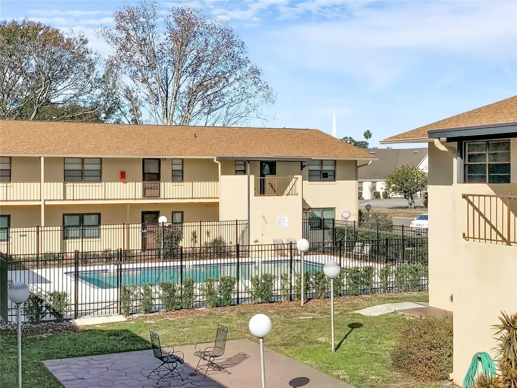 130 E Johnson Avenue Lake Wales FL 33853