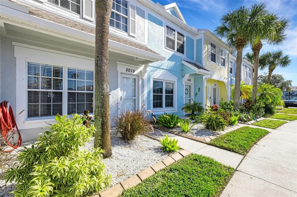 5015 Misty Canal Place Bradenton FL 34203