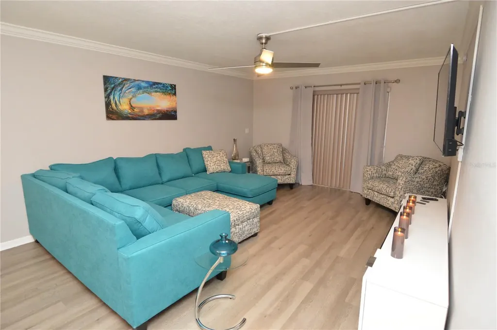 4908 38th Way S St Petersburg FL 33711