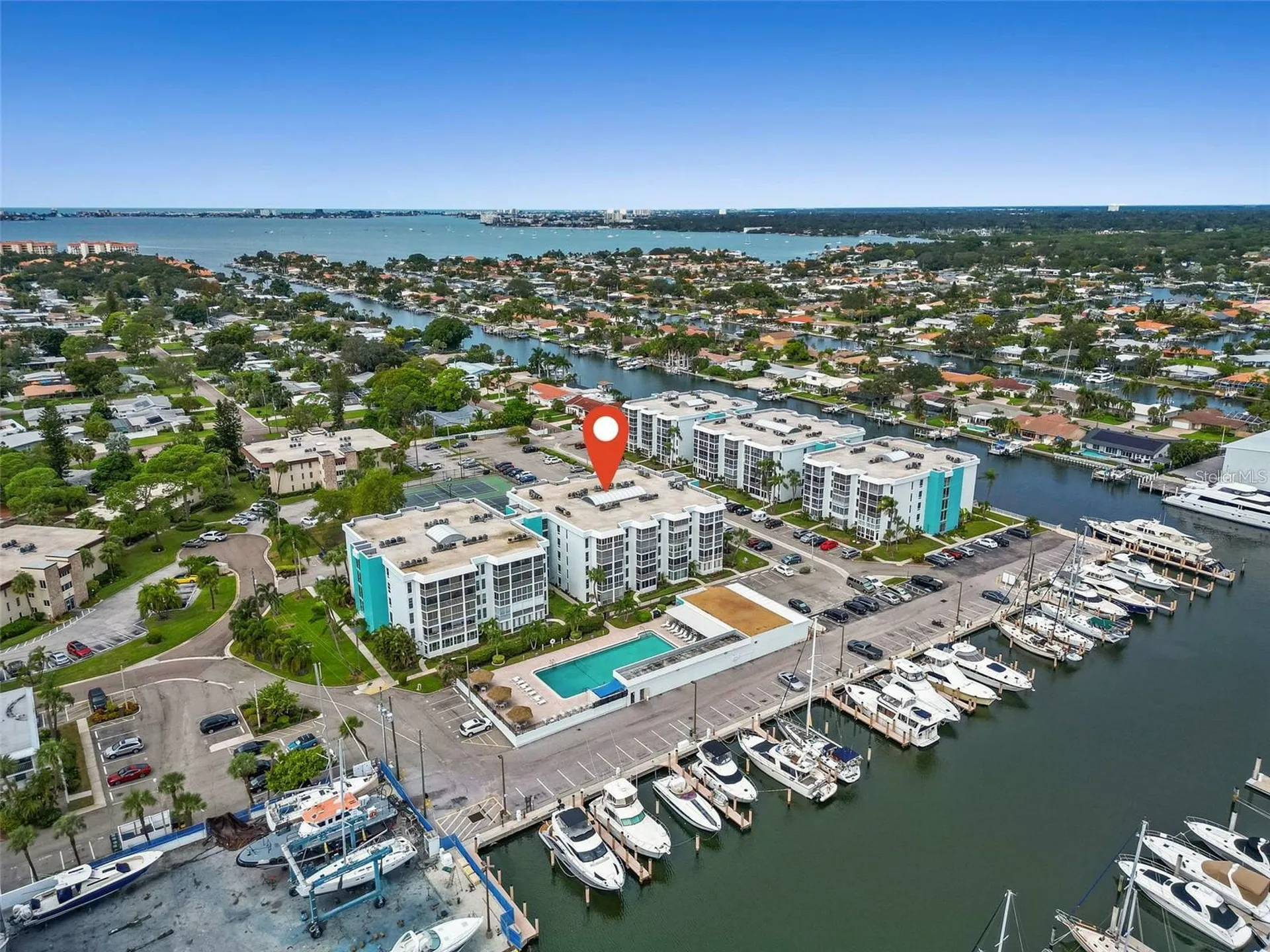 4908 38th Way S St Petersburg FL 33711