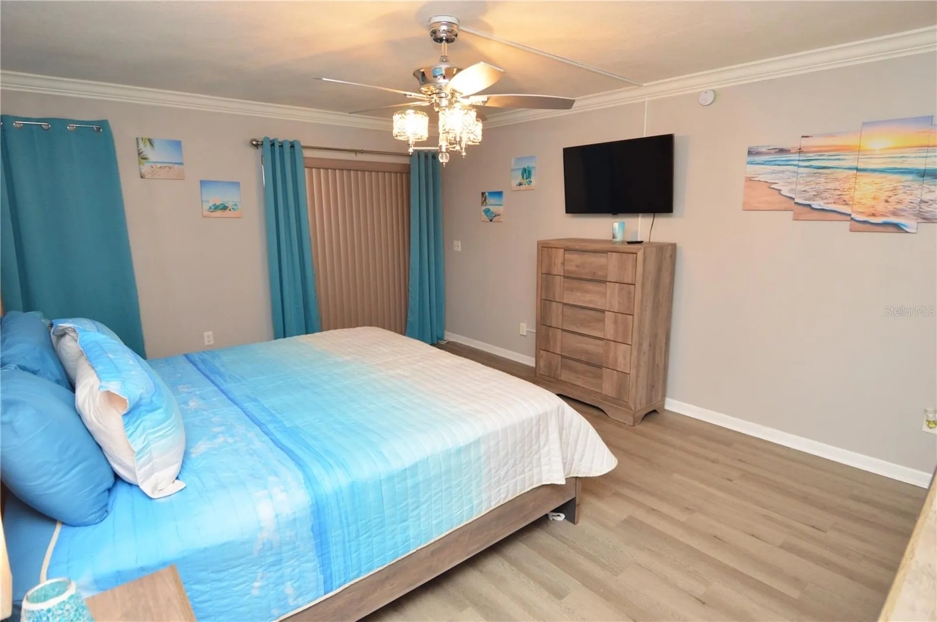 4908 38th Way S St Petersburg FL 33711