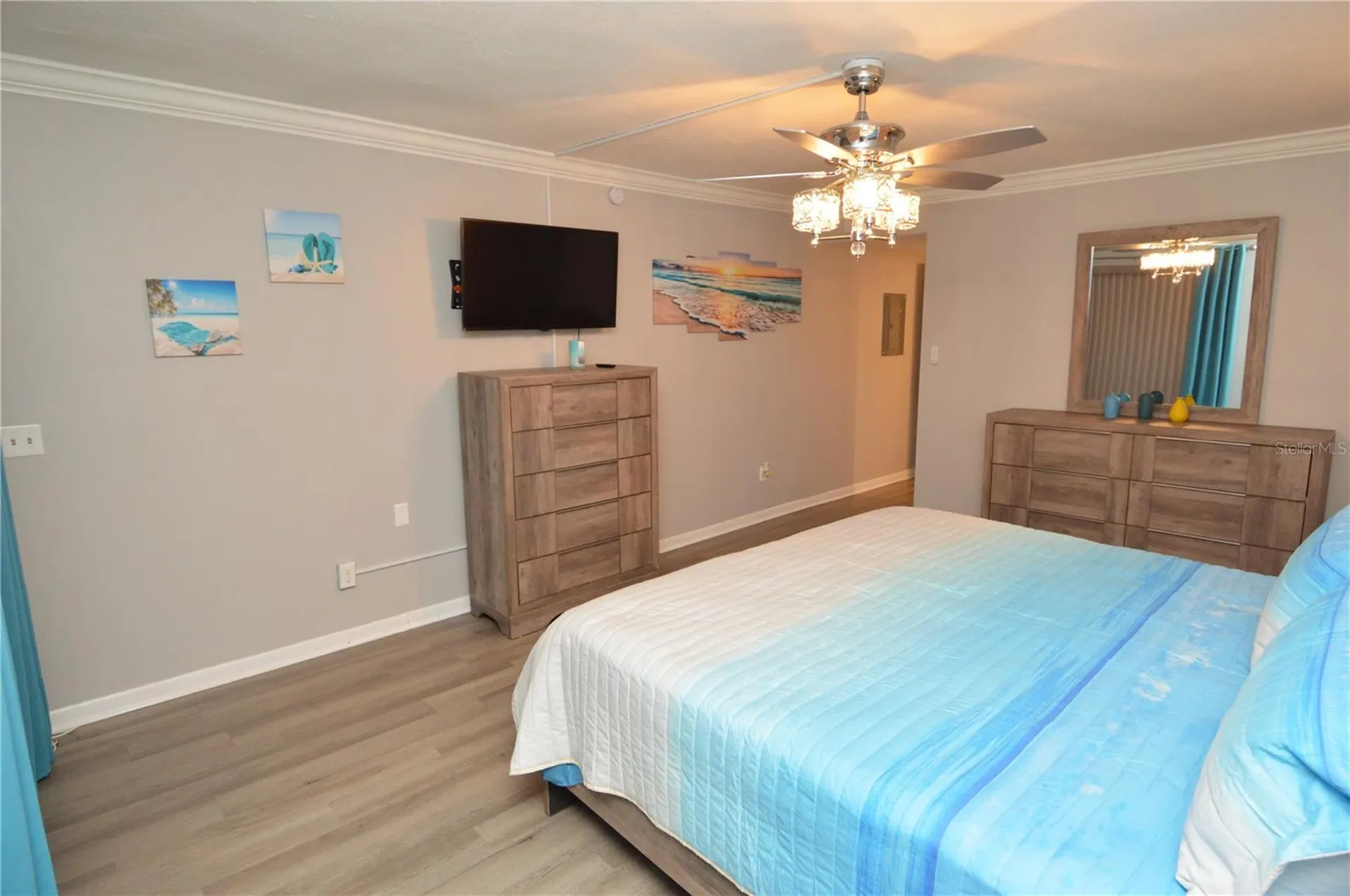 4908 38th Way S St Petersburg FL 33711